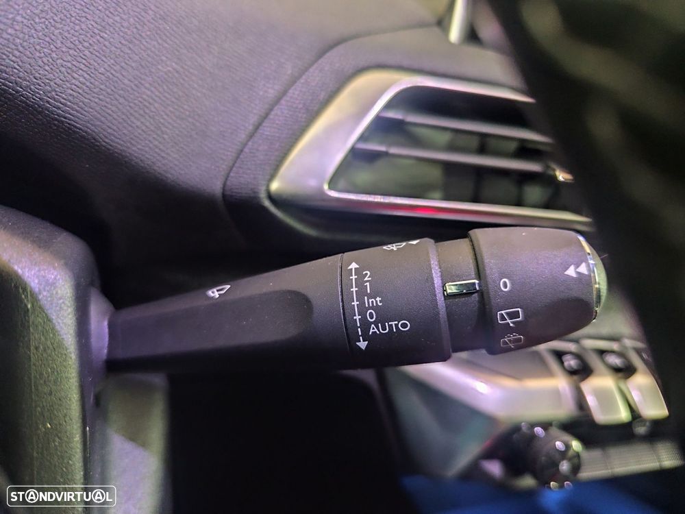 Peugeot 5008 1.2 PureTech Allure - 12