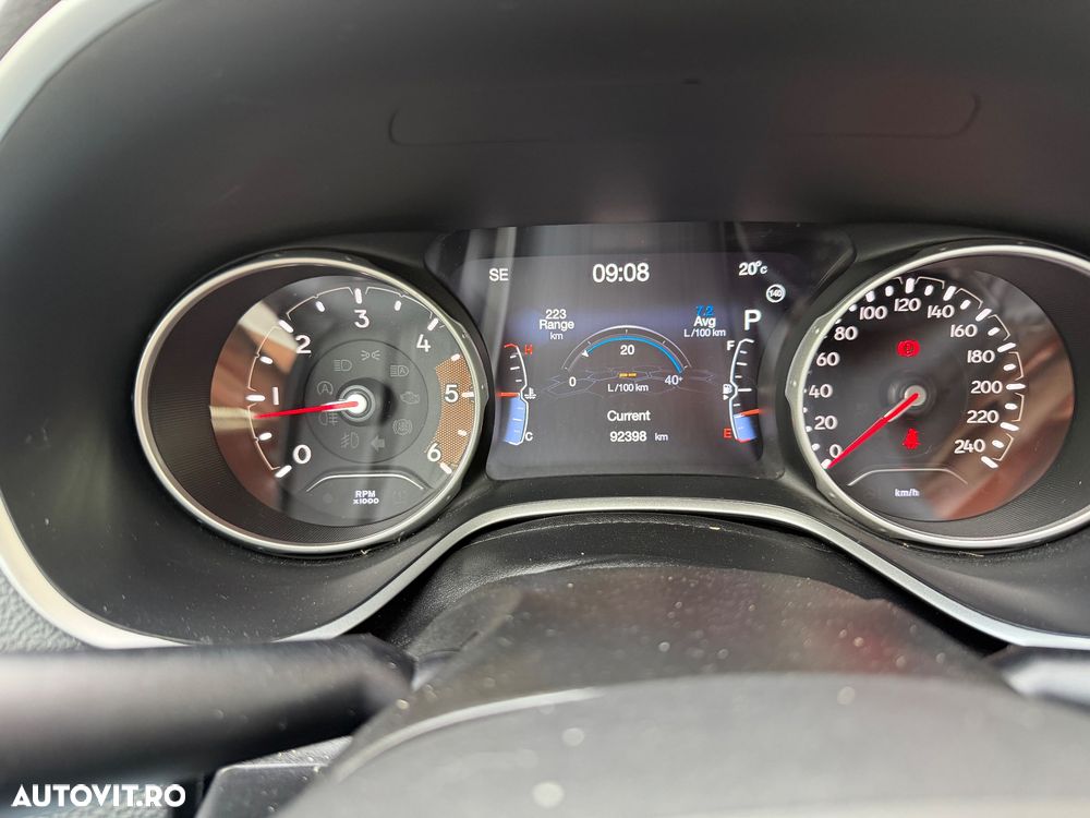 Jeep Compass 2.0 M-Jet 4x4 AT Limited - 8