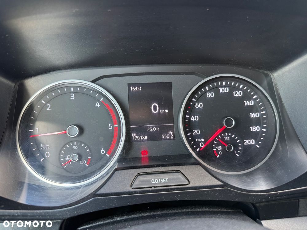 Volkswagen Crafter - 18