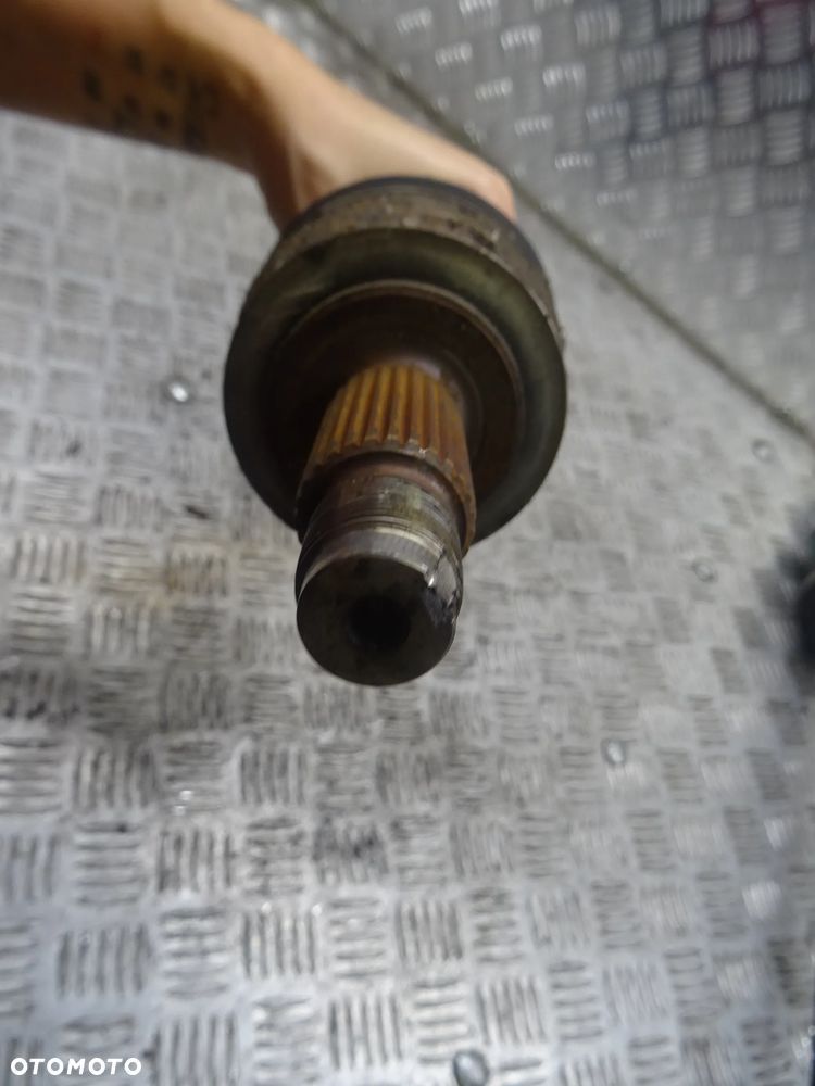 SUBARU OUTBACK IV 09-14 2.0D PÓŁOŚ PRAWA LEWA PRZÓD PRZEDNIA - 10