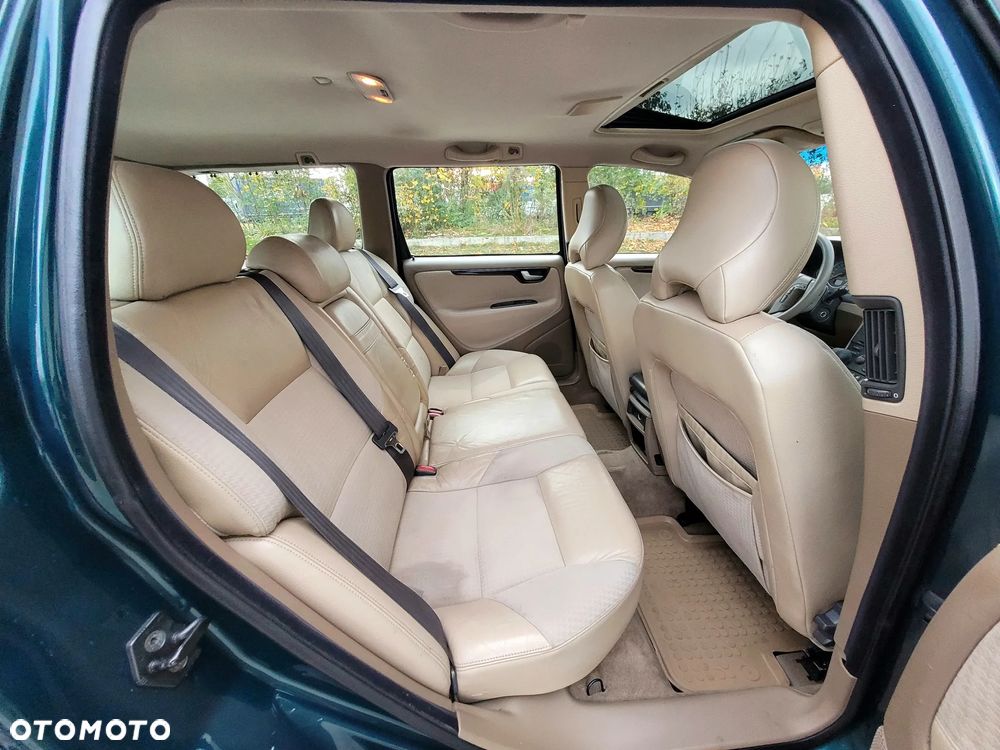 Volvo V70 T5 Premium - 14