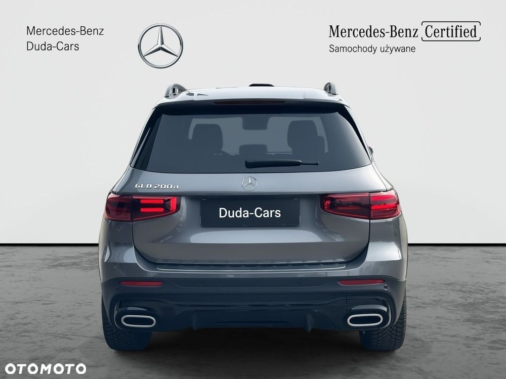 Mercedes-Benz GLB - 6