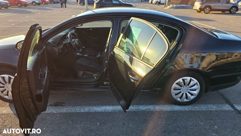 Volkswagen Passat 1.9TDI Comfortline - 6