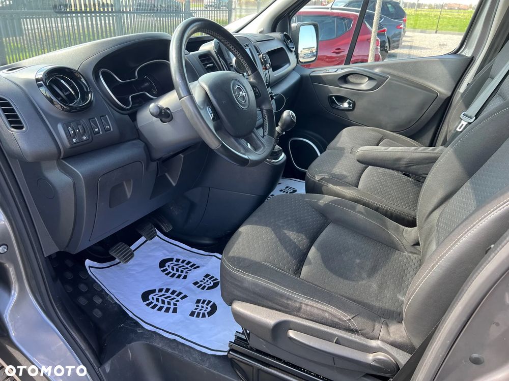 Opel Vivaro - 7