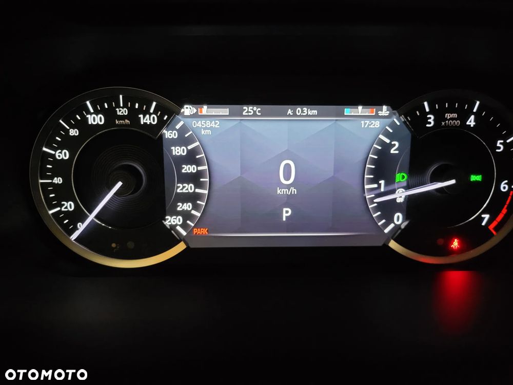 Land Rover Discovery Sport P250 SE - 11