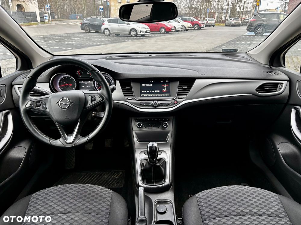 Opel Astra 1.4 T Enjoy - 14