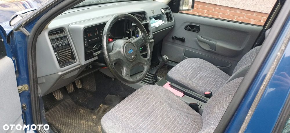 Ford Sierra 1.6 CL - 9
