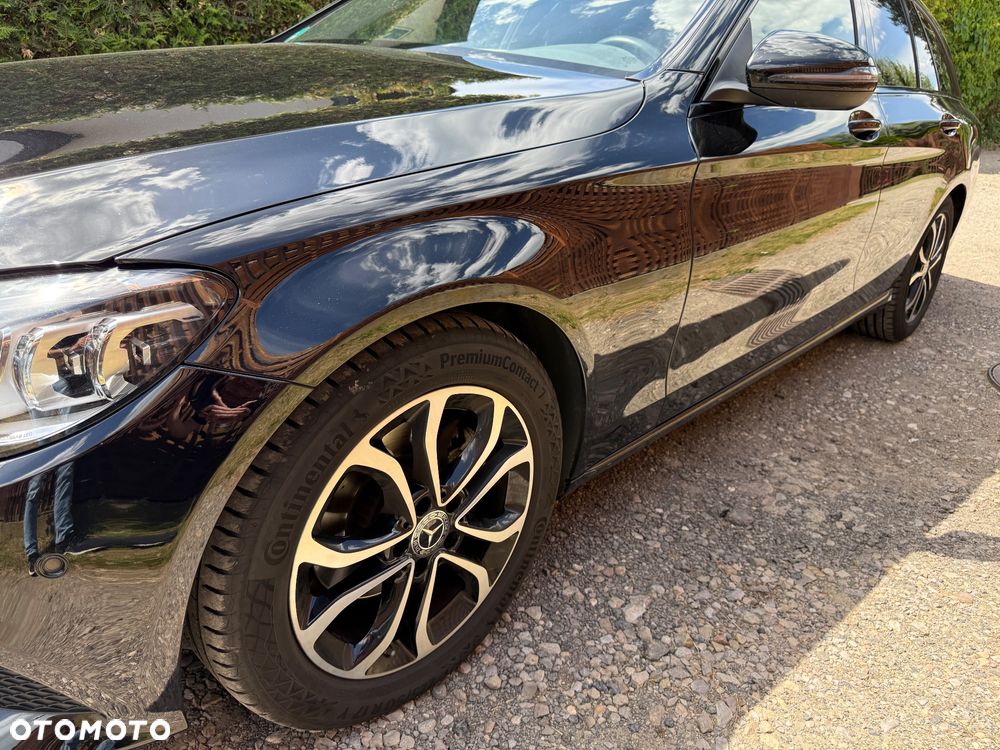 Mercedes-Benz Klasa C 220 d 9G-TRONIC - 13