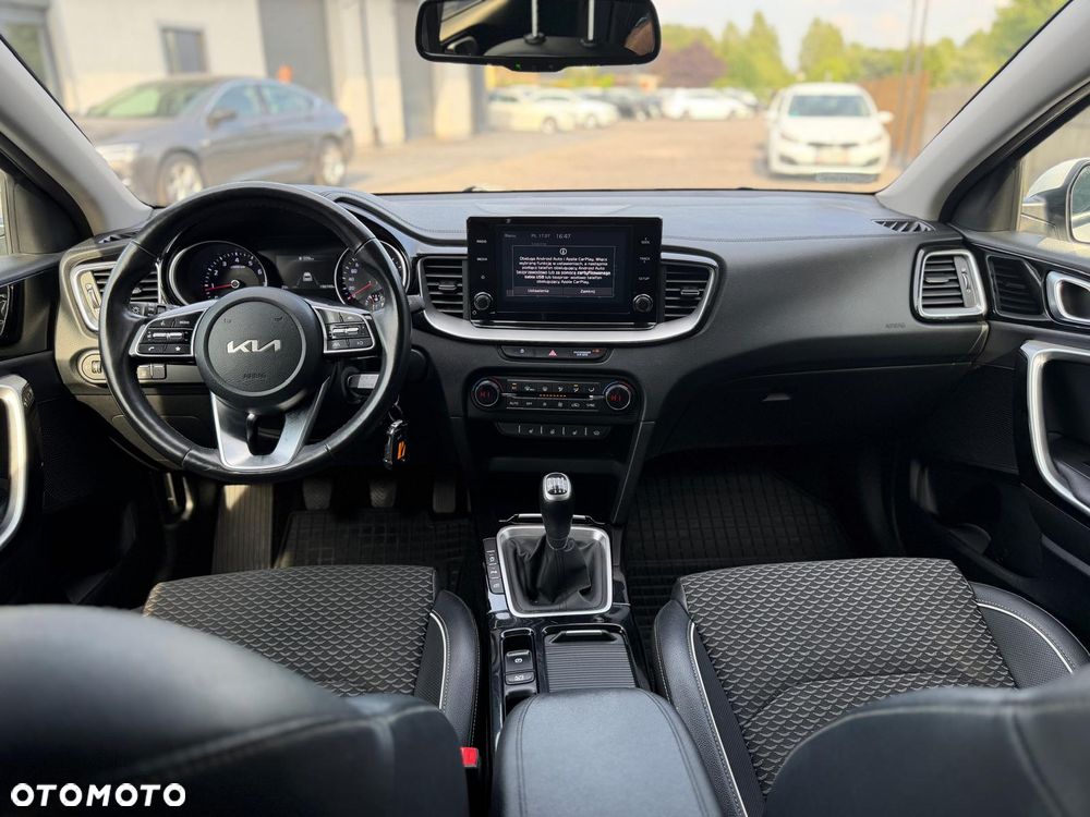 Kia Ceed 1.5 T-GDI L Business Line - 11