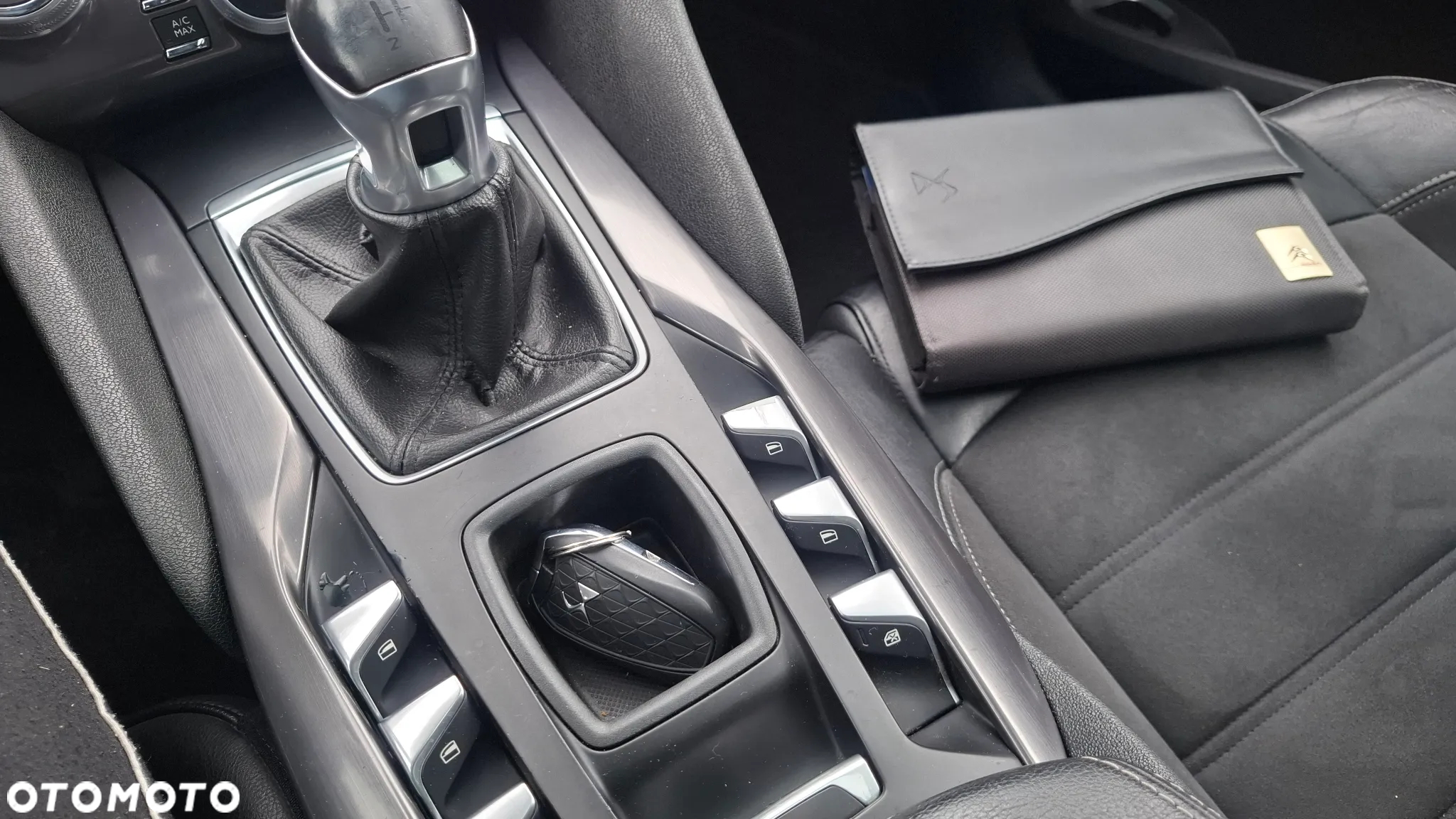 DS Automobiles DS 5 - 8