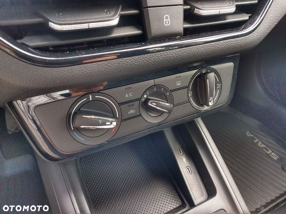 Skoda Scala 1.0 TSI Essence - 16