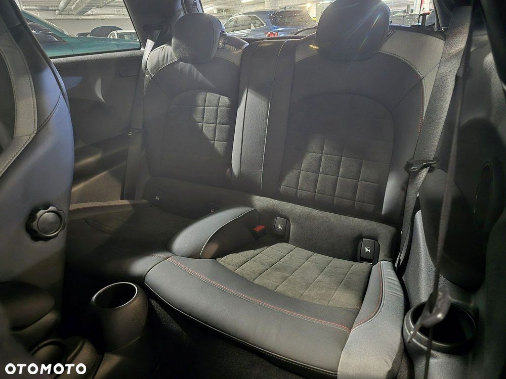 MINI John Cooper Works - 16