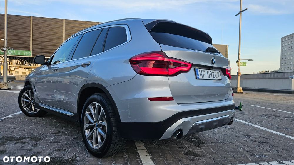 BMW X3 xDrive30i Luxury Line - 9