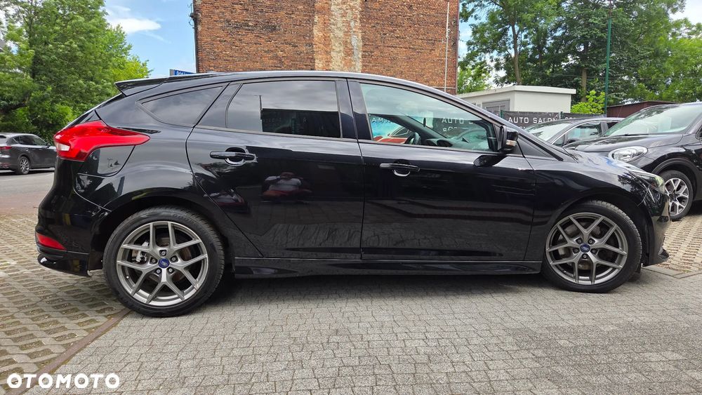 Ford Focus 2.0 TDCi ST-2 - 14