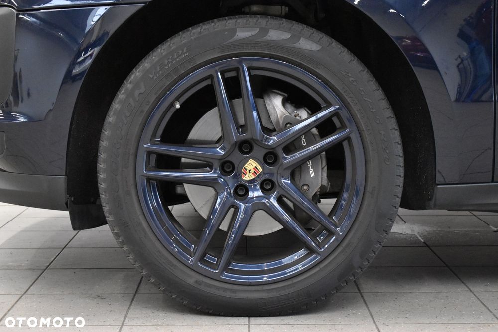 Porsche Macan Standard - 35