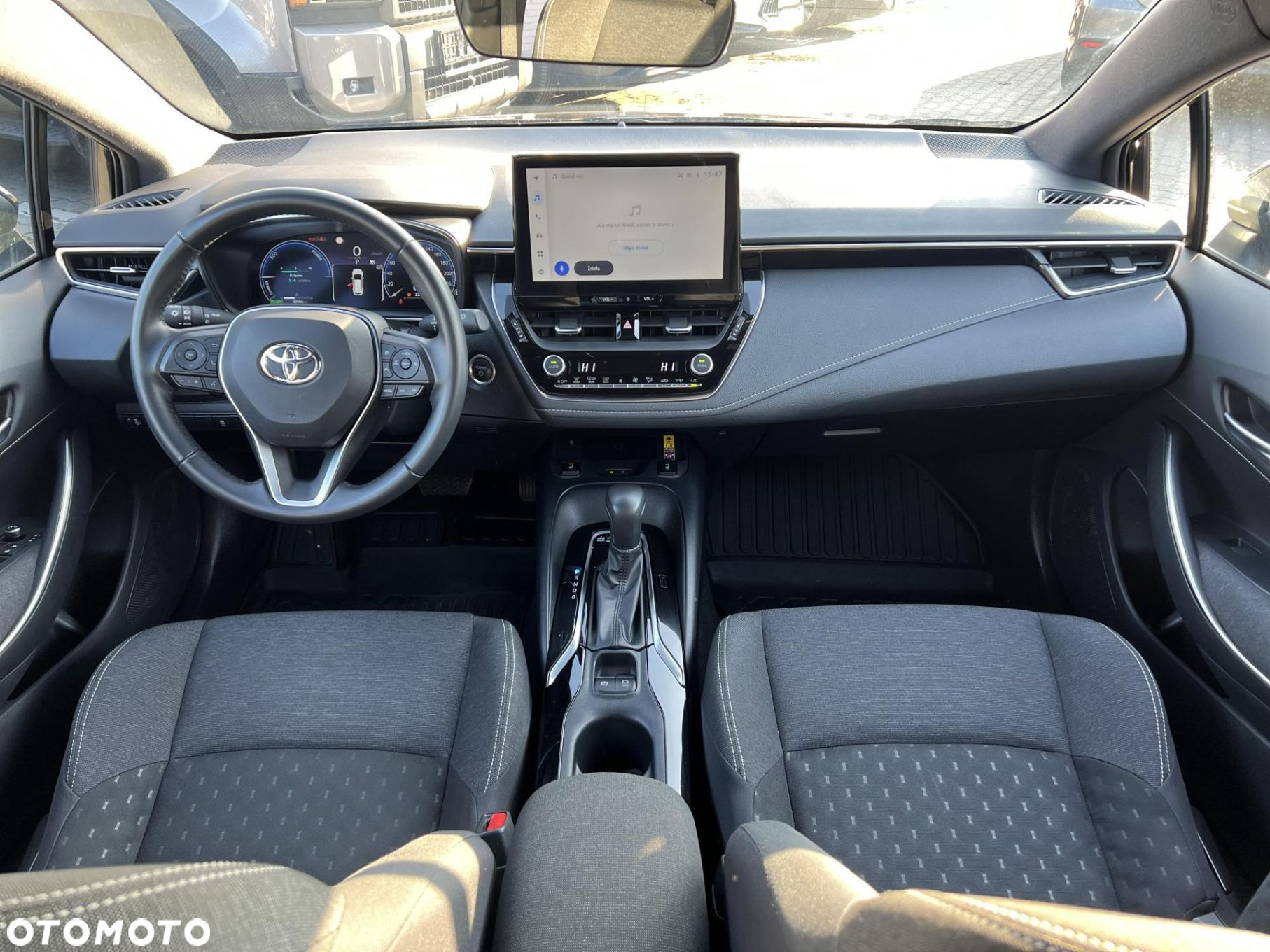 Toyota Corolla 1.8 Hybrid Comfort - 4