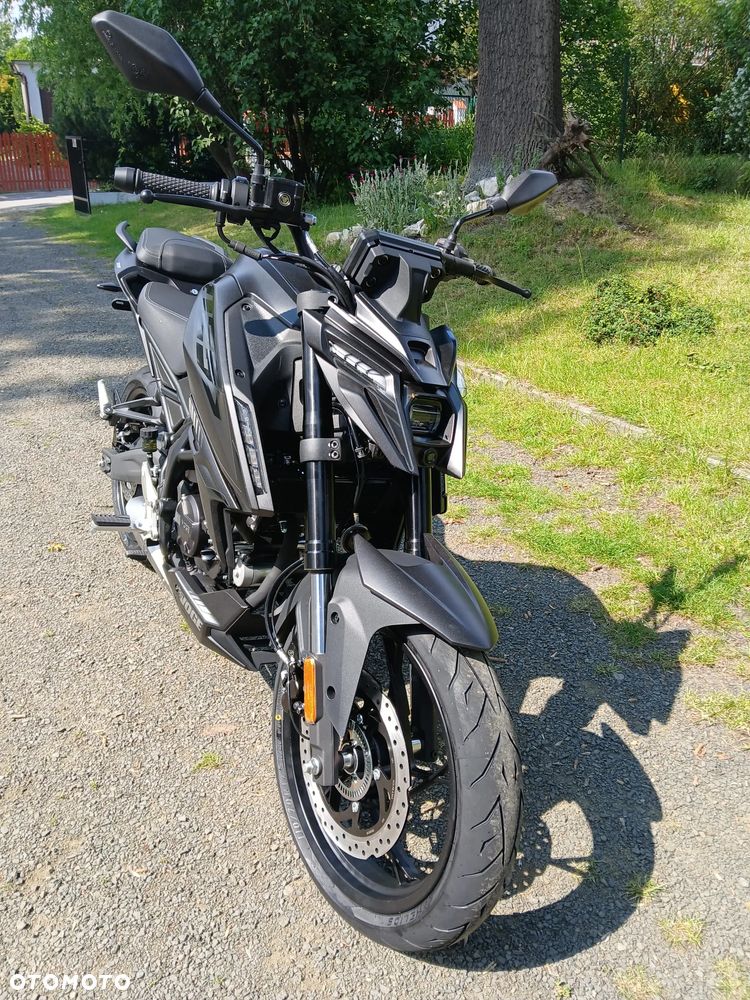 VOGE R125S - 6
