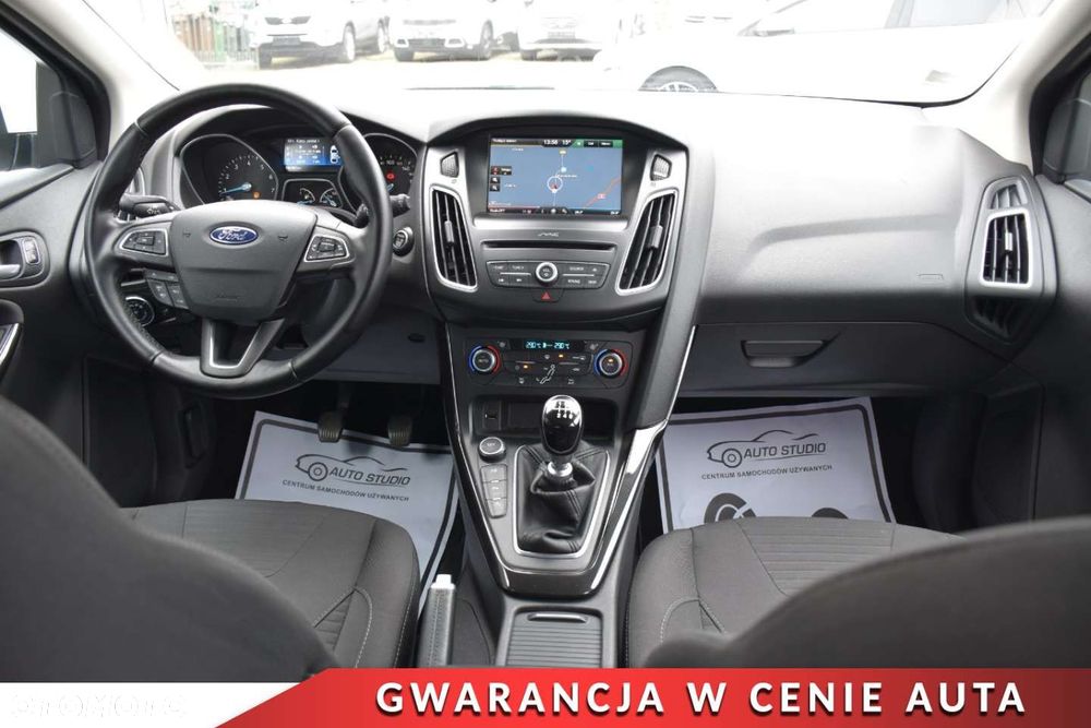 Ford Focus 1.0 EcoBoost Titanium - 5