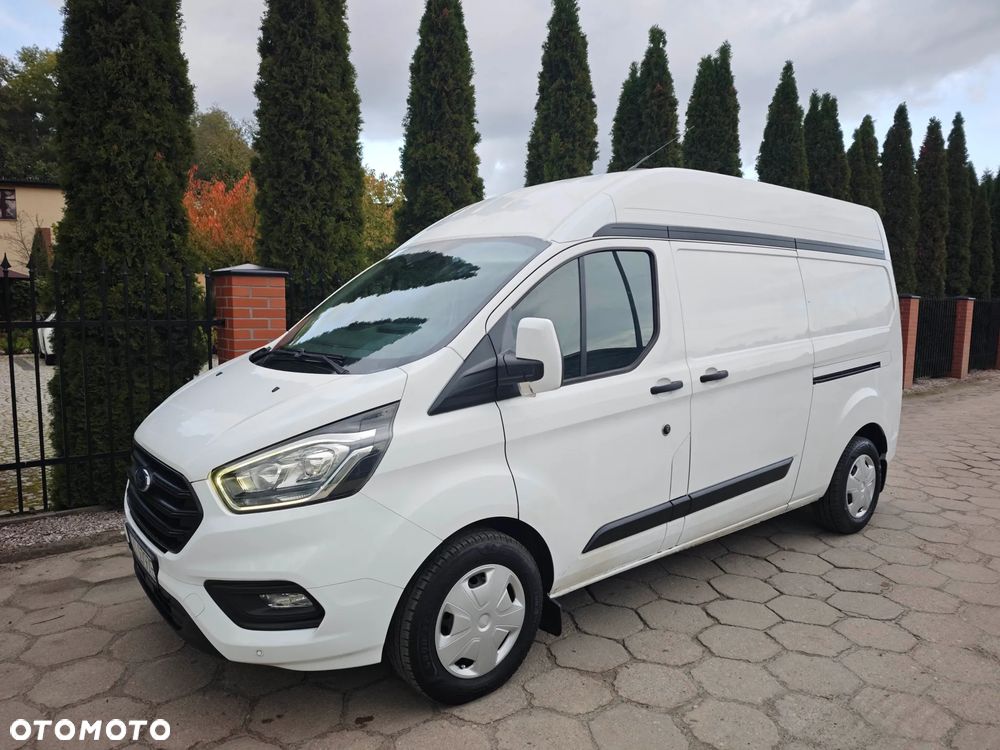 Ford CUSTOM - 2