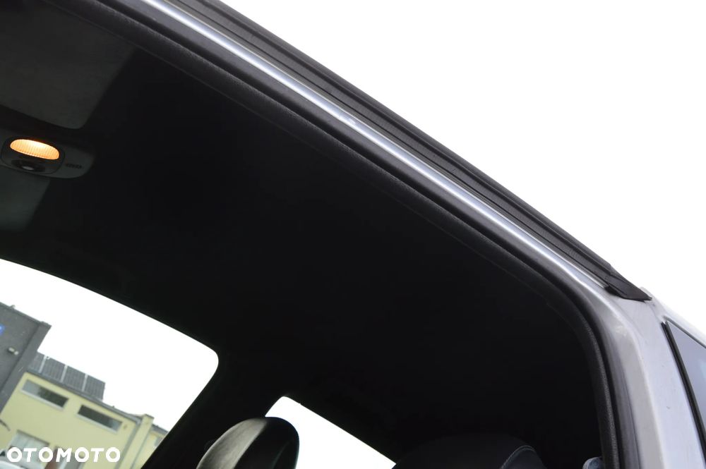Renault Clio - 9