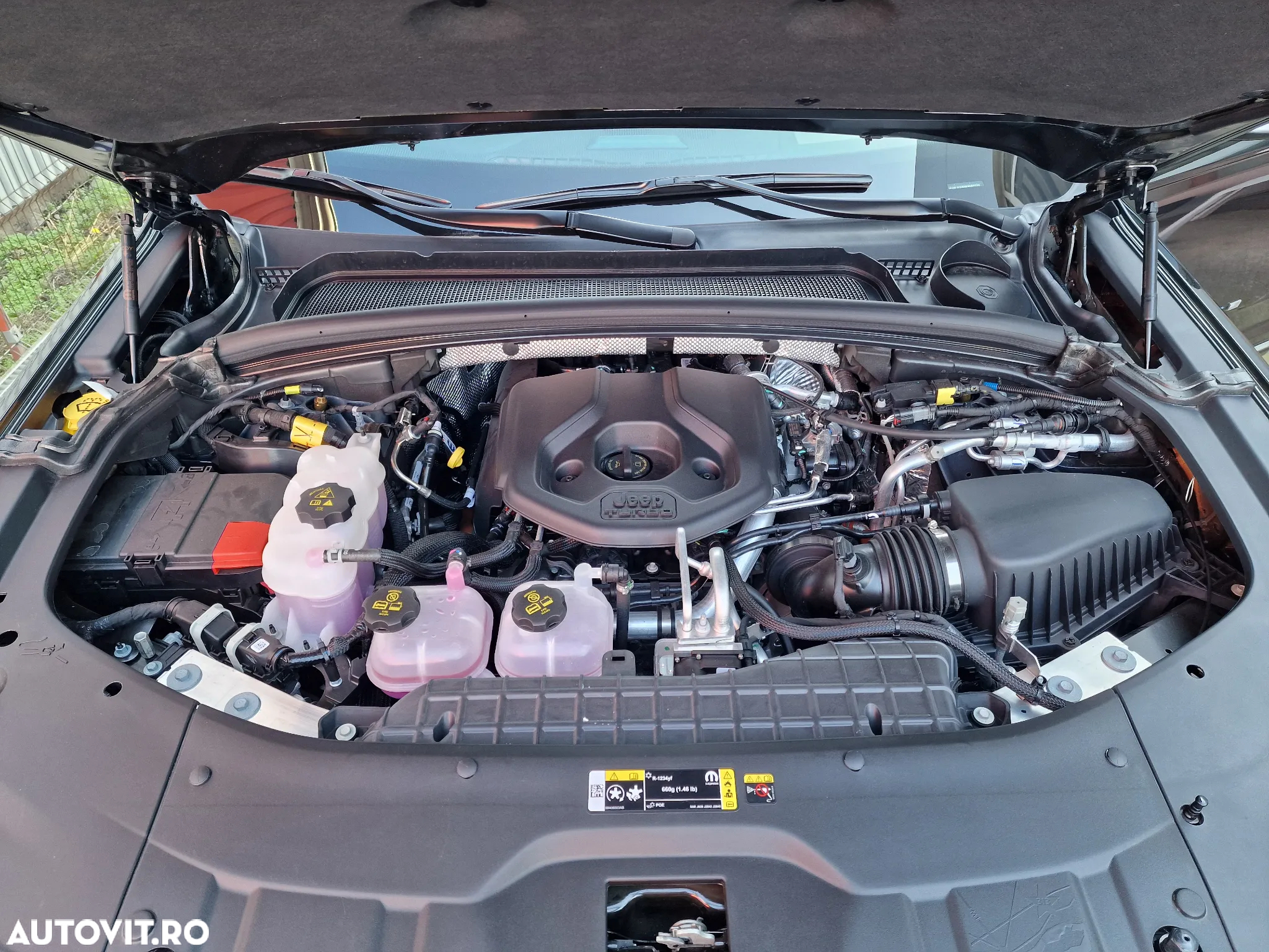 Jeep Grand Cherokee - 41