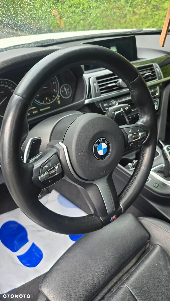 BMW Seria 3 320d Efficient Dynamics Edition - 11