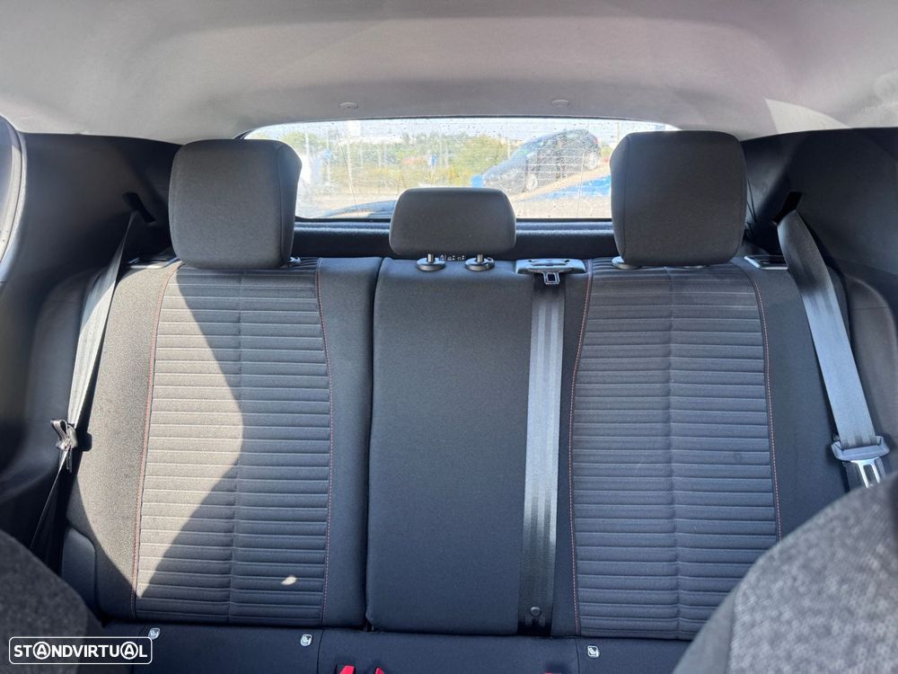Peugeot 208 1.2 PureTech Active - 13