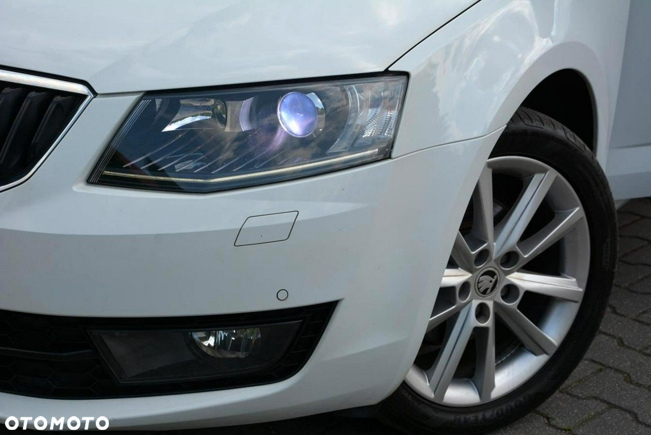 Skoda Octavia 2.0 TDI (Green tec) DSG Style - 5