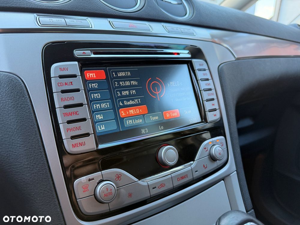 Ford S-Max 2.3 Titanium - 17