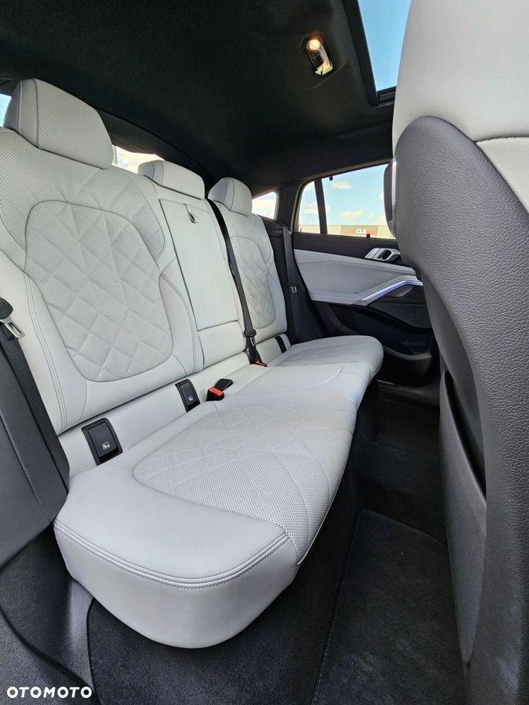 BMW X6 - 16