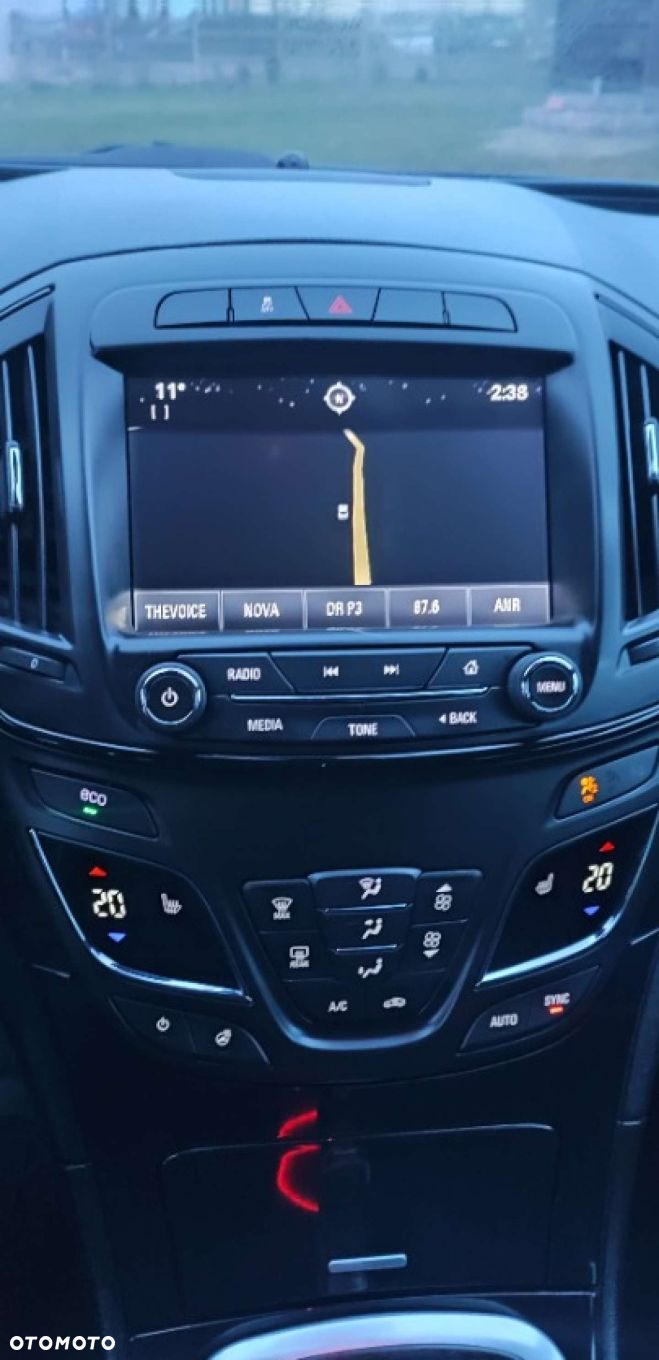 Opel Insignia - 25