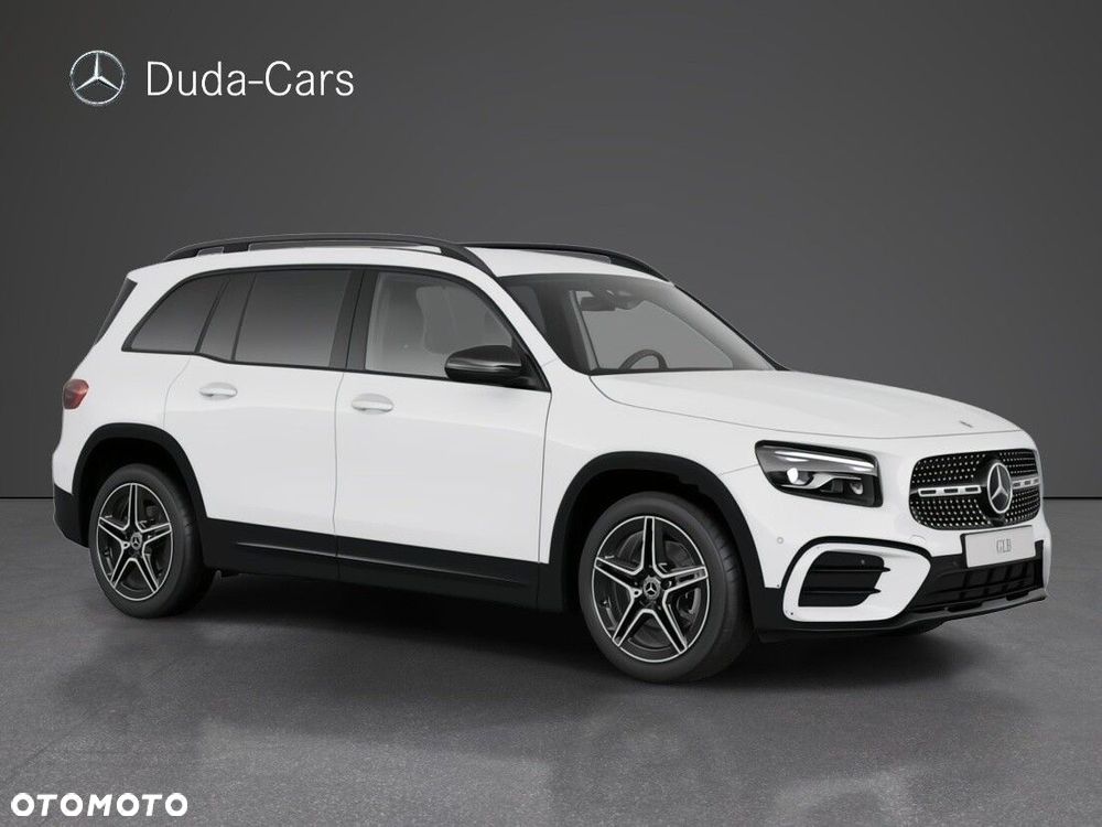 Mercedes-Benz GLB - 2