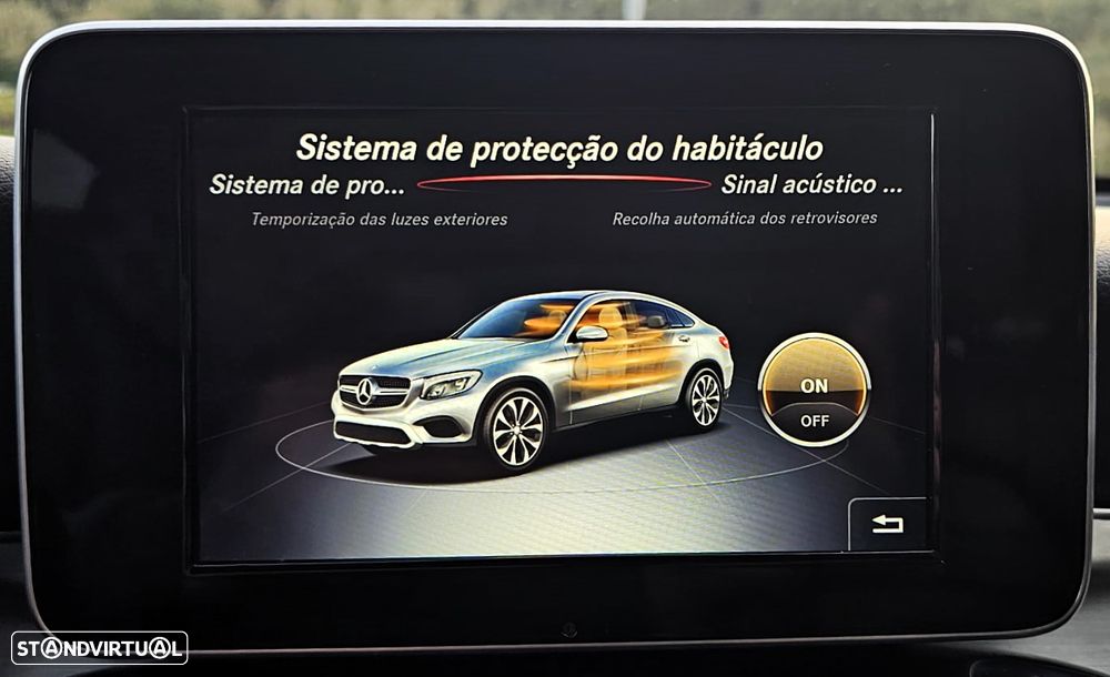 Mercedes-Benz GLC 220 d 4Matic 9G-TRONIC AMG Line - 27