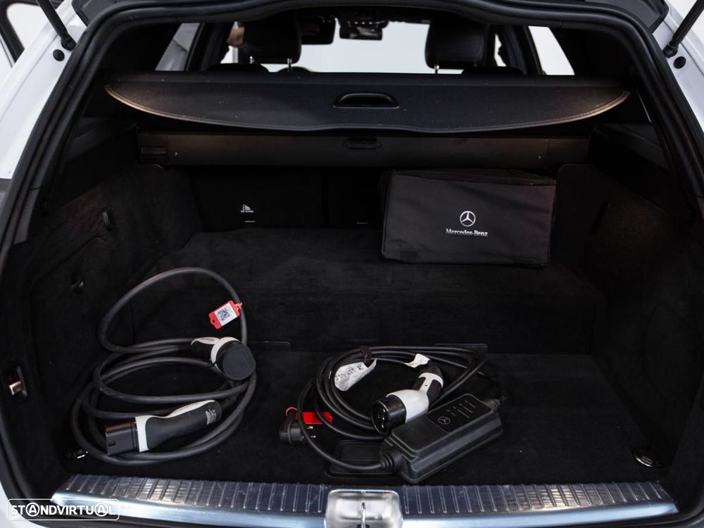 Mercedes-Benz C 300 de AMG Line - 13