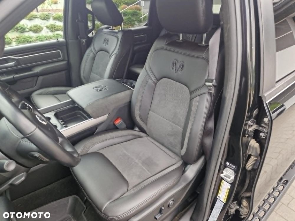 RAM 1500 5.7 Crew Cab Laramie - 7