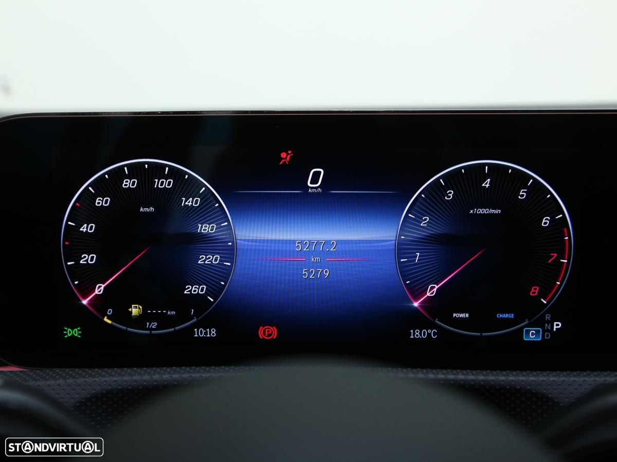 Mercedes-Benz A 180 Limousine 7G-DCT AMG Line - 20