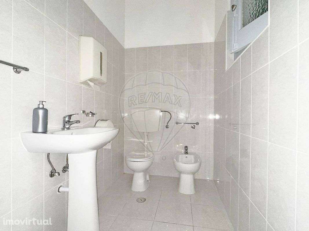 Loja  para arrendamento - Grande imagem: 5/14