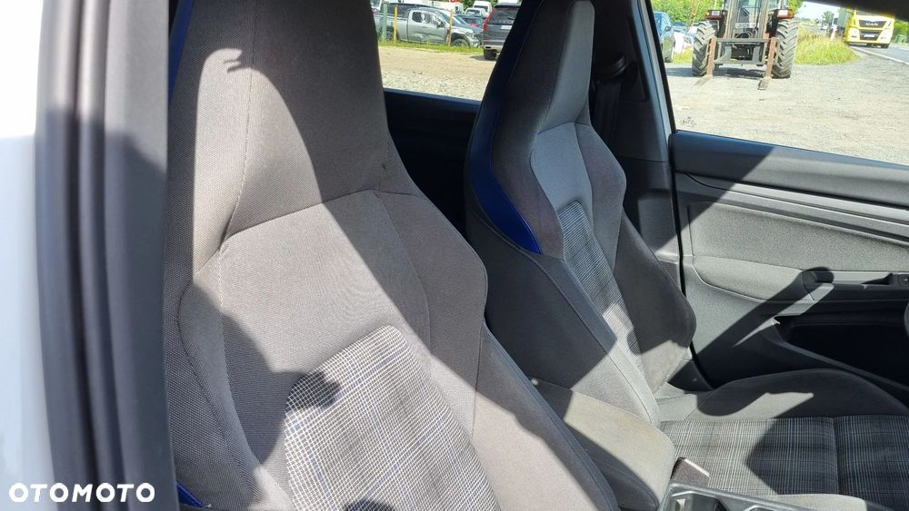 Volkswagen Golf 1.4 eHybrid OPF DSG GTE - 21