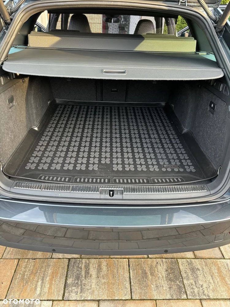 Skoda Superb 2.0 TDI SCR Sportline DSG - 25
