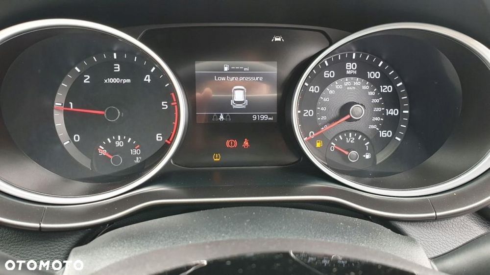 KIA CEED III PANEL PRZEŁĄCZNIKÓW 93700-J7930 2019 - 6