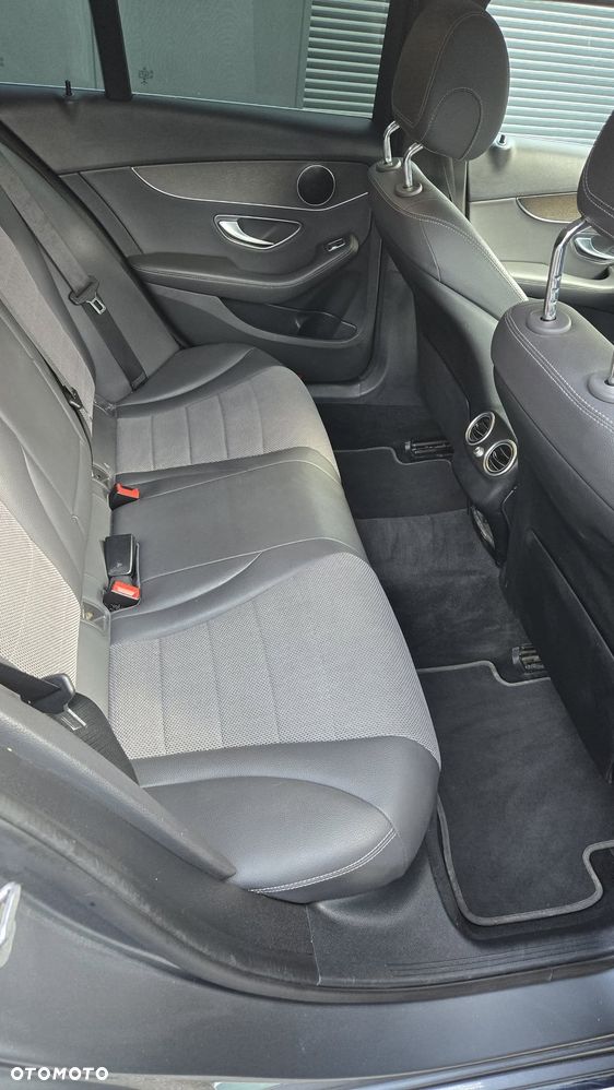 Mercedes-Benz Klasa C 200 d 9G-TRONIC - 9