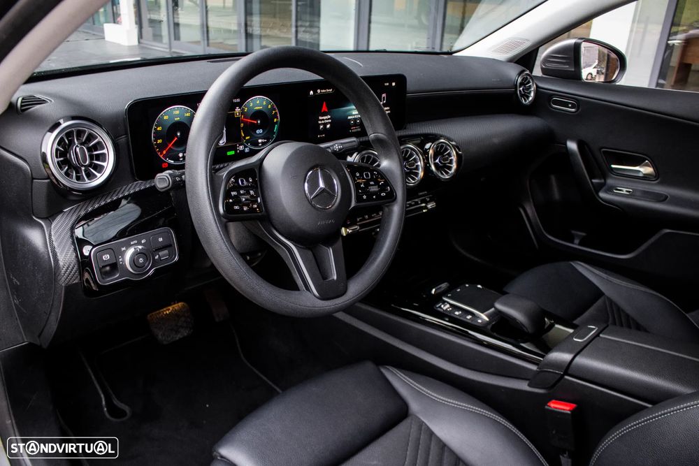 Mercedes-Benz A 250 e Progressive - 25