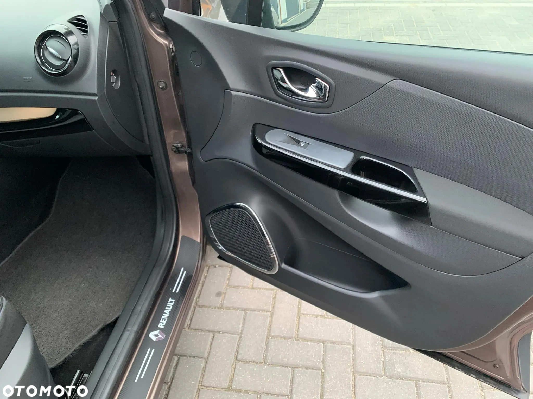 Renault Captur 1.5 dCi Energy Intens - 21
