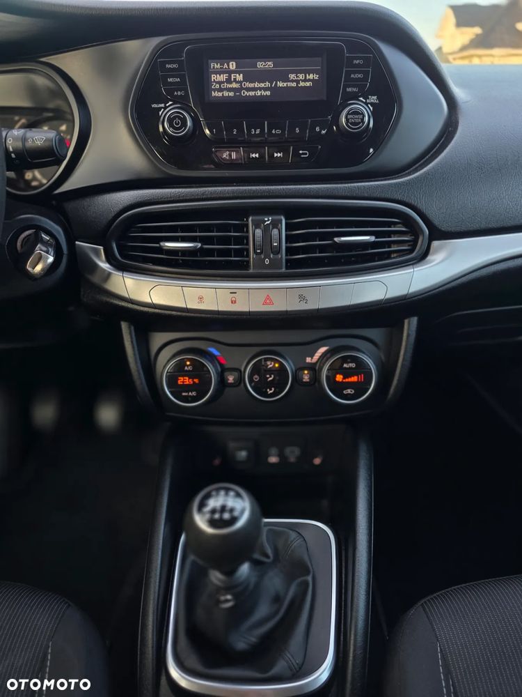 Fiat Tipo 1.4 16V More - 18