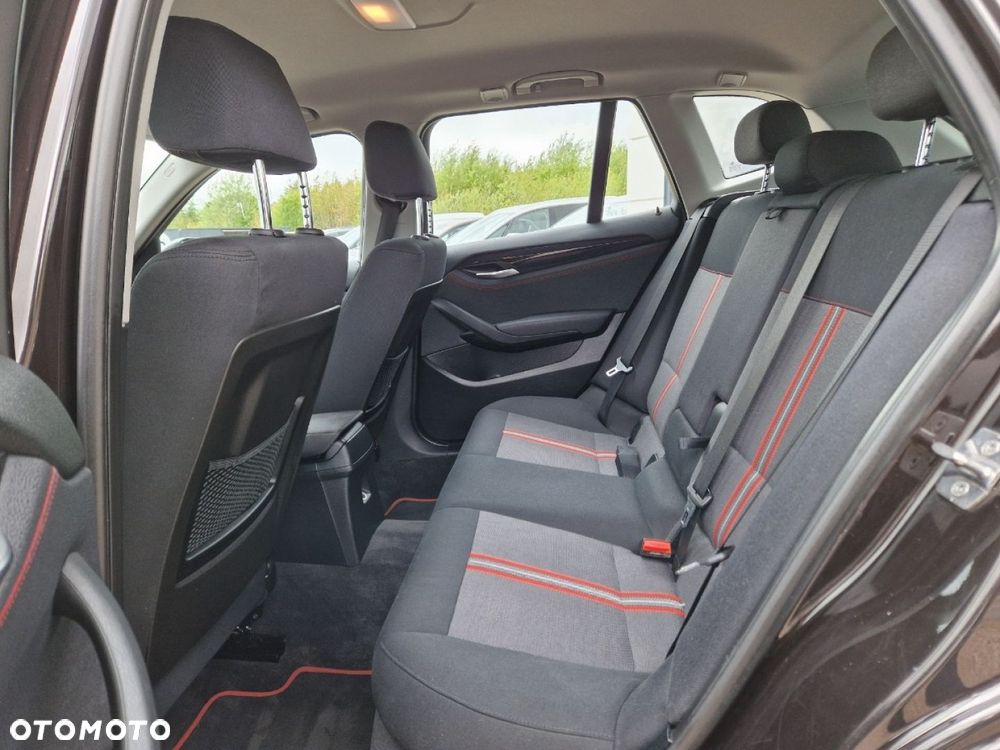 BMW X1 xDrive18d Sport Line - 8