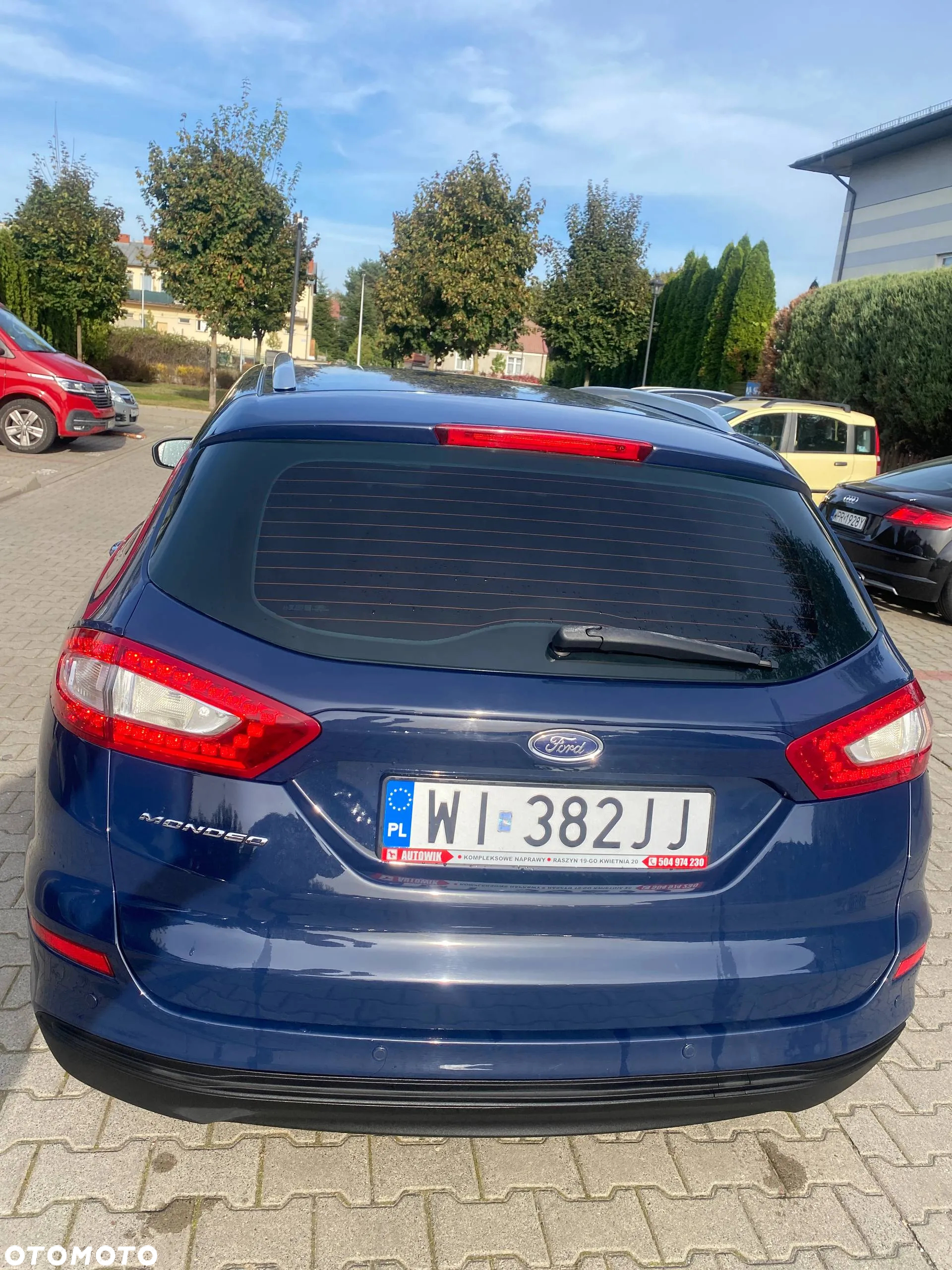 Ford Mondeo 2.0 TDCi Ambiente PowerShift - 14