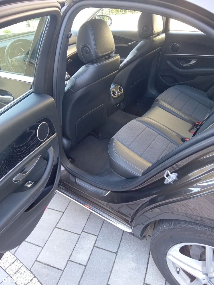 Mercedes-Benz Klasa E 200 9G-TRONIC Avantgarde - 25