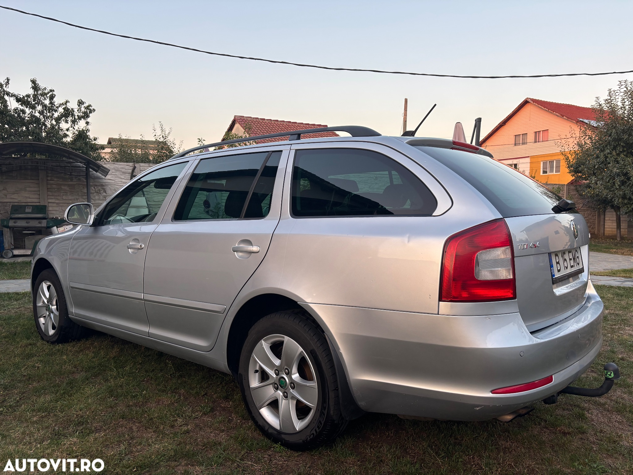 Skoda Octavia Combi 2.0 TDI DPF Elegance 4x4 - 4