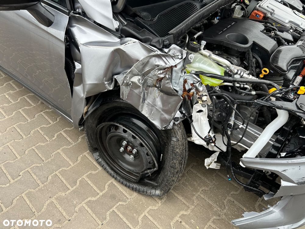 Renault Clio - 8