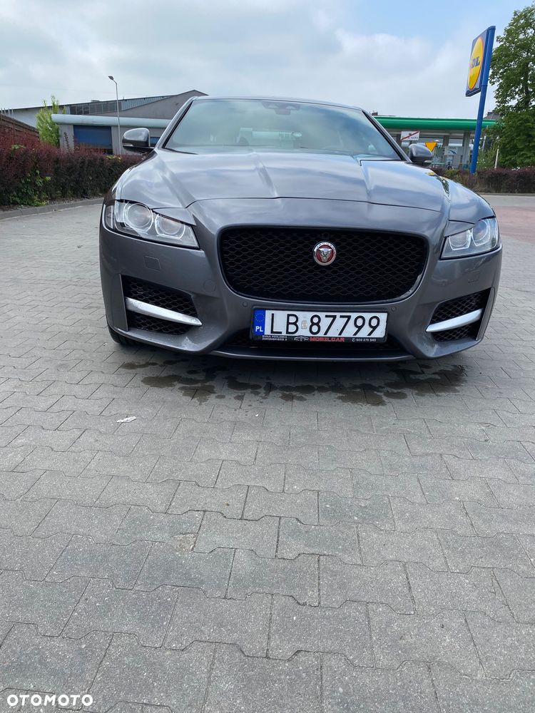 Jaguar XF 2.0 i4D AWD Portfolio - 9